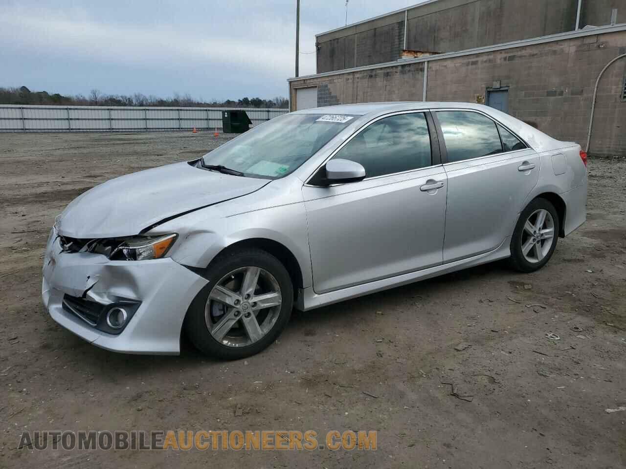 4T1BF1FK0CU168929 TOYOTA CAMRY 2012