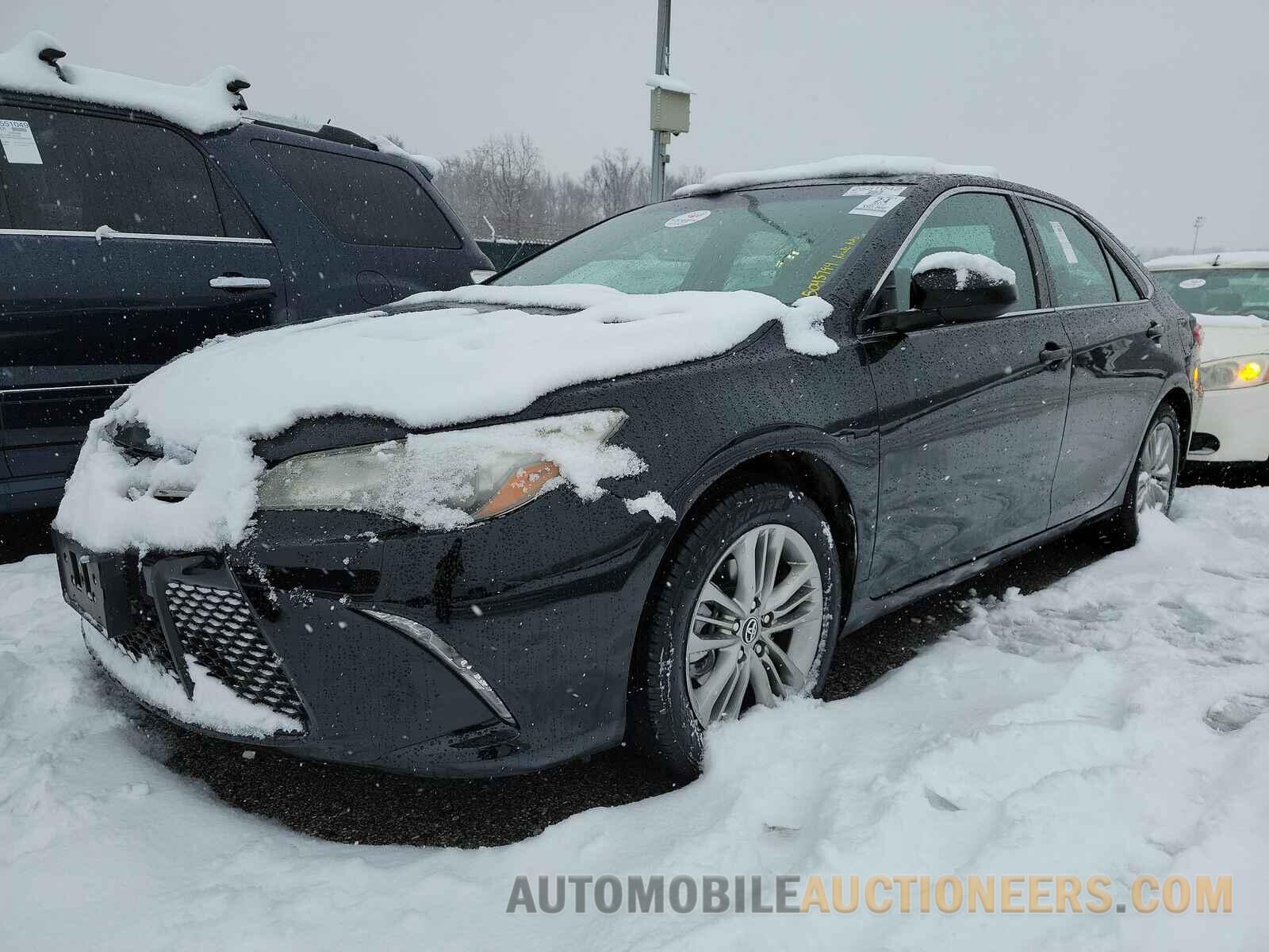 4T1BF1FKXHU622790 Toyota Camry 2017