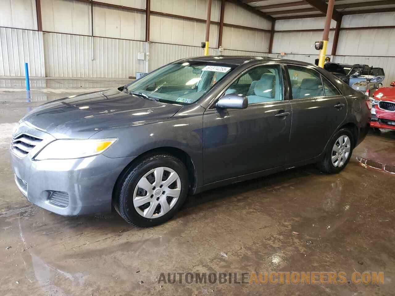 4T1BF3EK2BU185209 TOYOTA CAMRY 2011