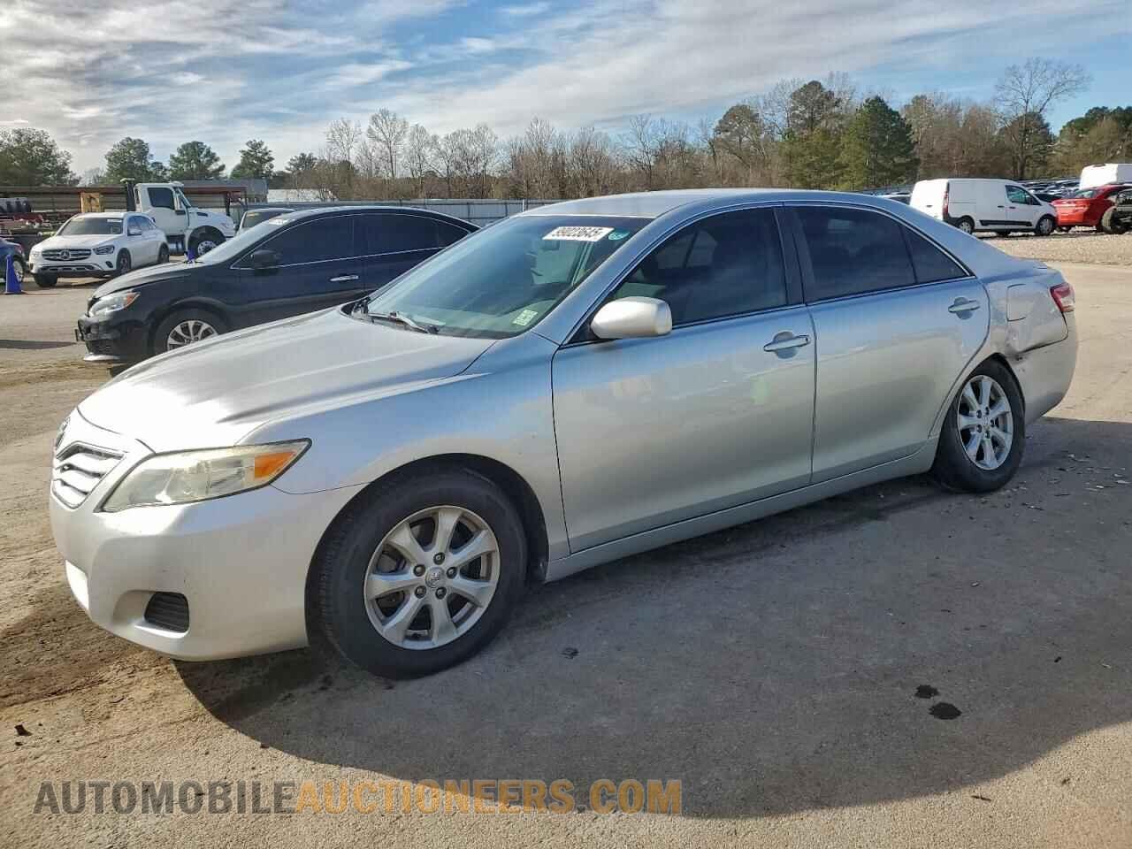 4T1BF3EK6BU159695 TOYOTA CAMRY 2011