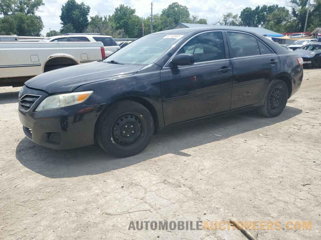 4T1BF3EKXBU749382 TOYOTA CAMRY 2011