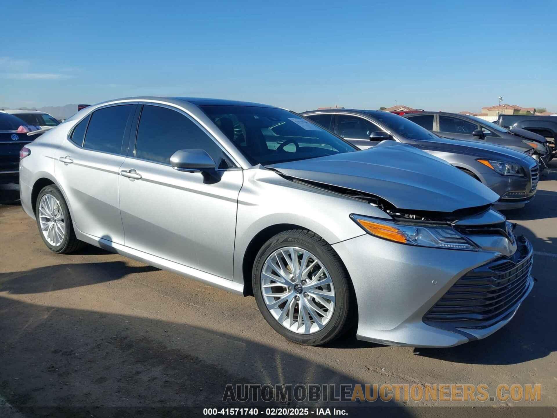 4T1BZ1HK2JU016426 TOYOTA CAMRY 2018