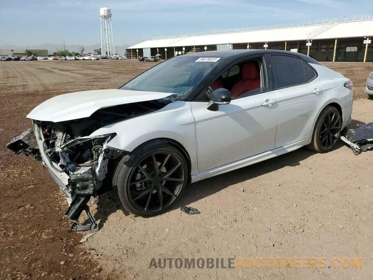 4T1BZ1HK5JU015867 TOYOTA CAMRY 2018