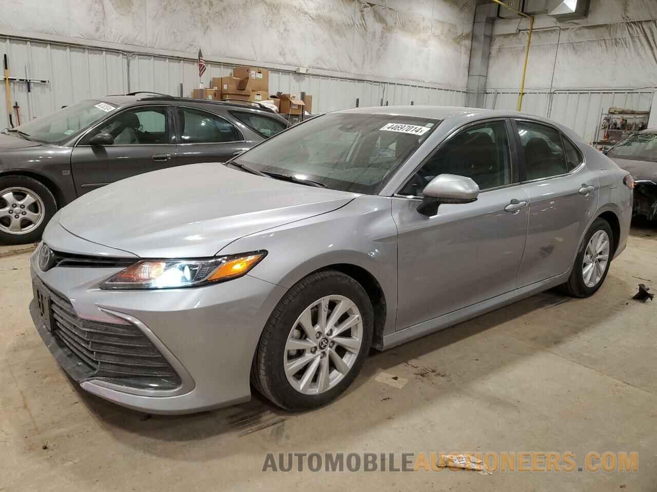4T1C11AK7PU826309 TOYOTA CAMRY 2023