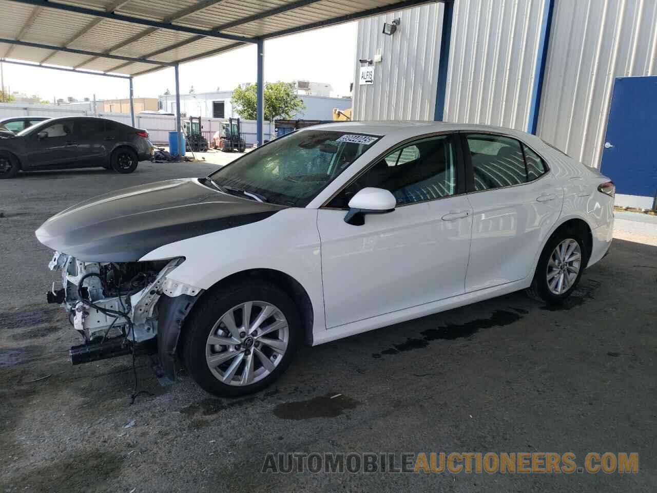 4T1C11AKXRU903693 TOYOTA CAMRY 2024