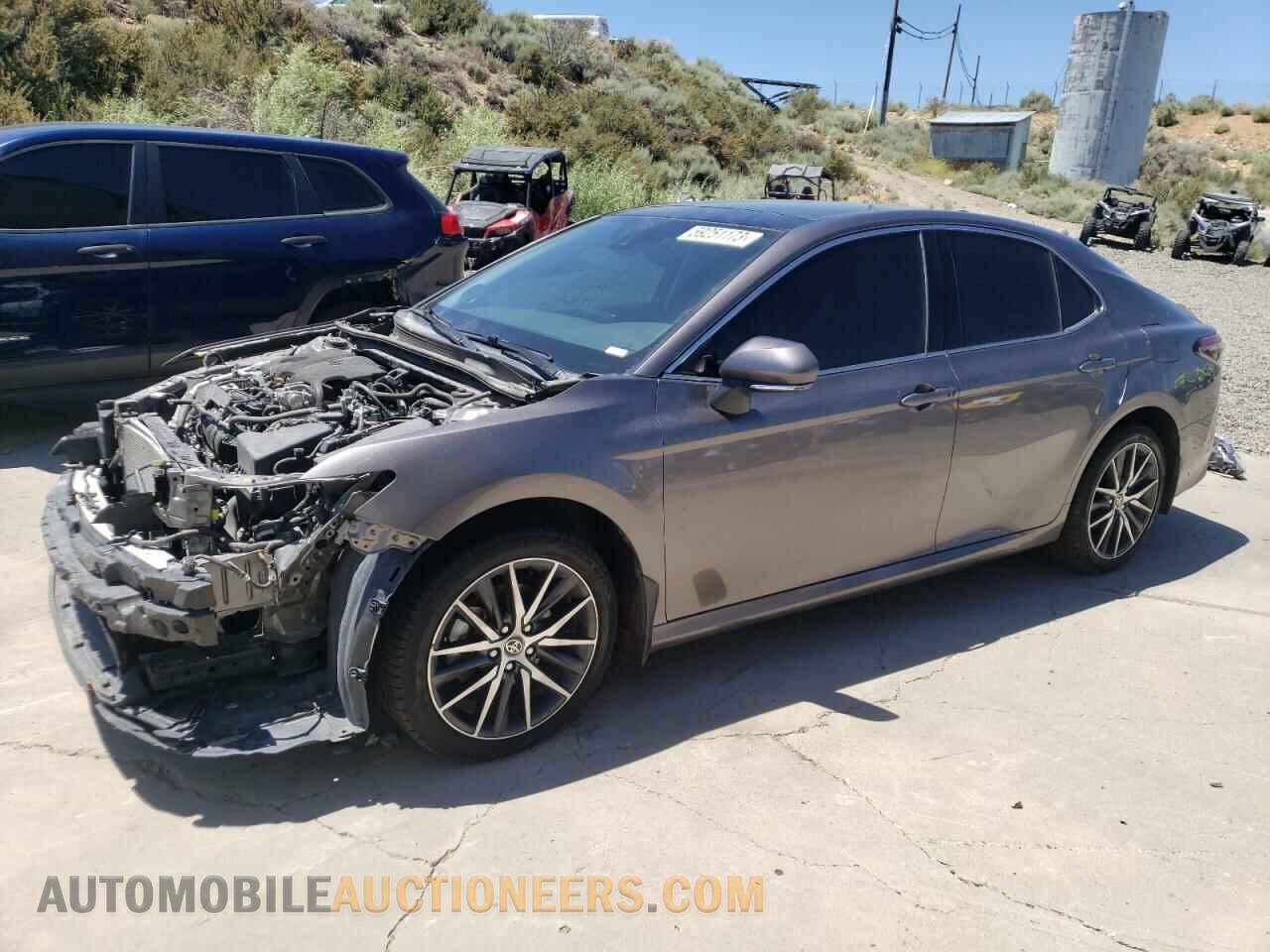4T1F11BKXMU045243 TOYOTA CAMRY 2021