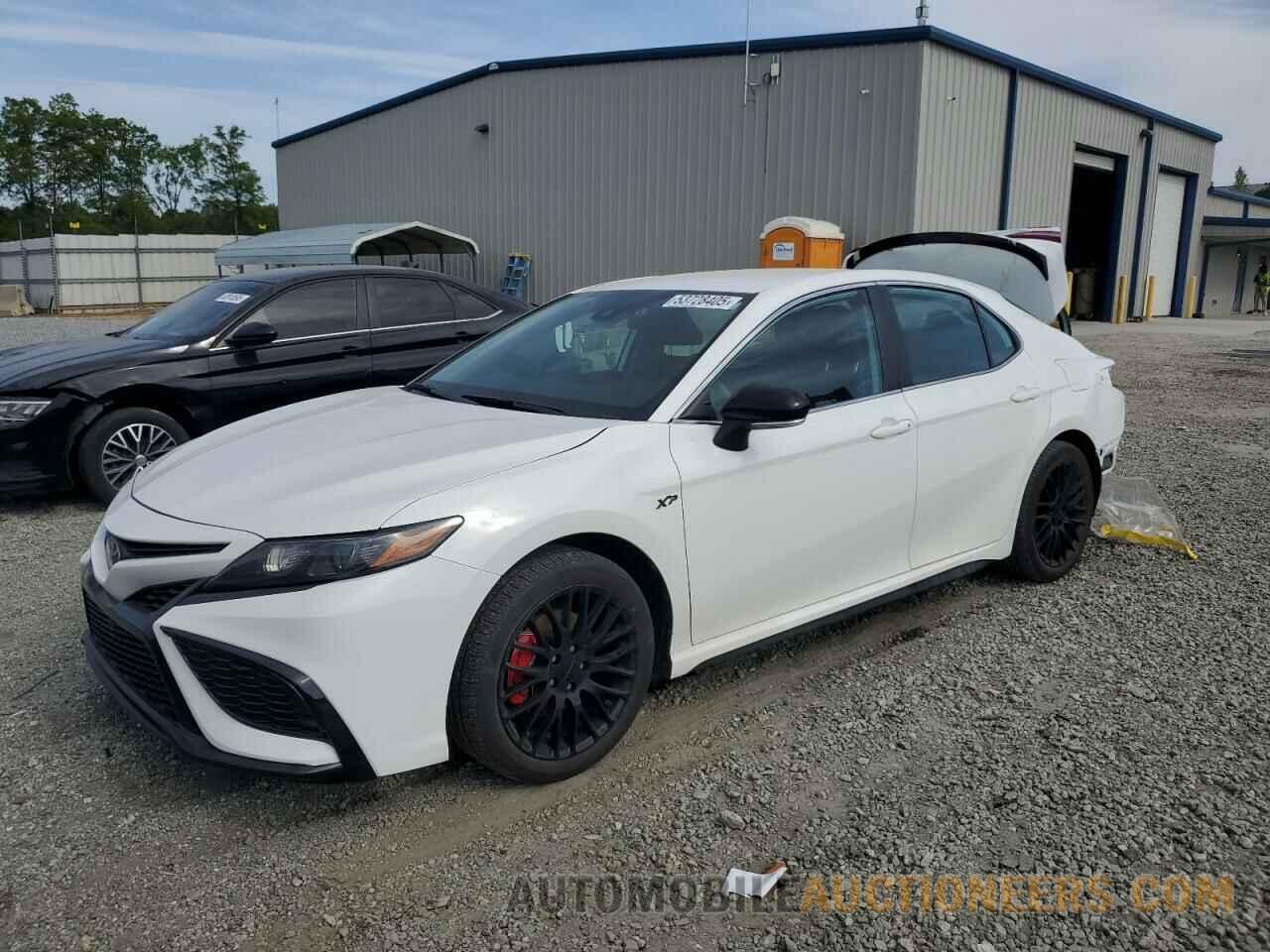 4T1G11AK0RU863819 TOYOTA CAMRY 2024