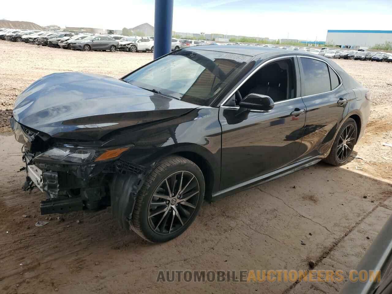4T1G11AK1RU862193 TOYOTA CAMRY 2024