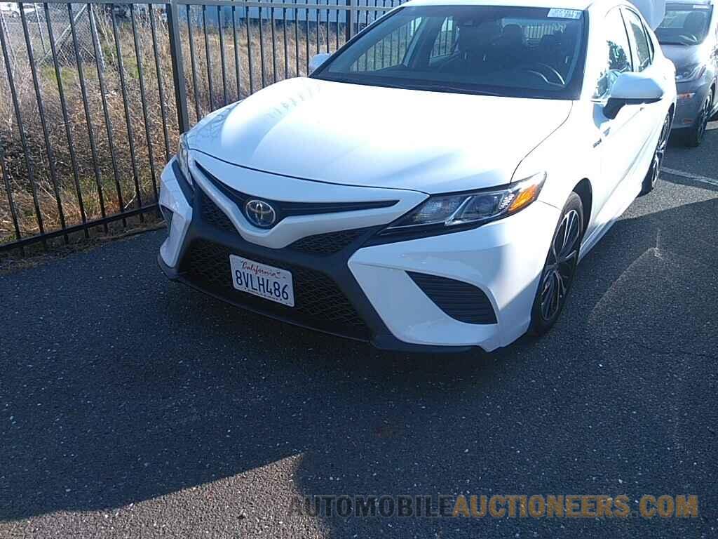 4T1G31AK2LU010694 Toyota Camry Hybrid 2020