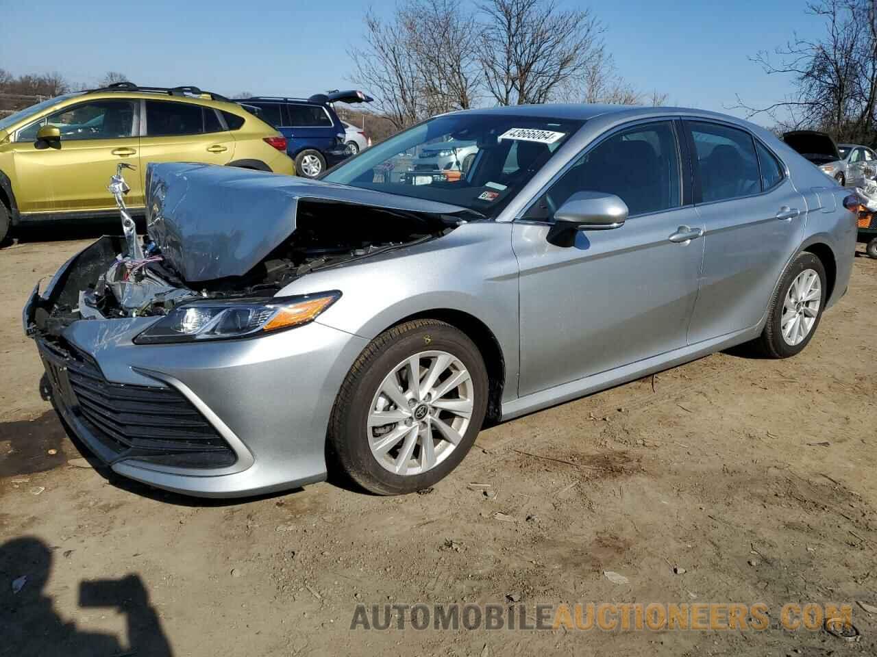 4T1R11AK2PU817995 TOYOTA CAMRY 2023