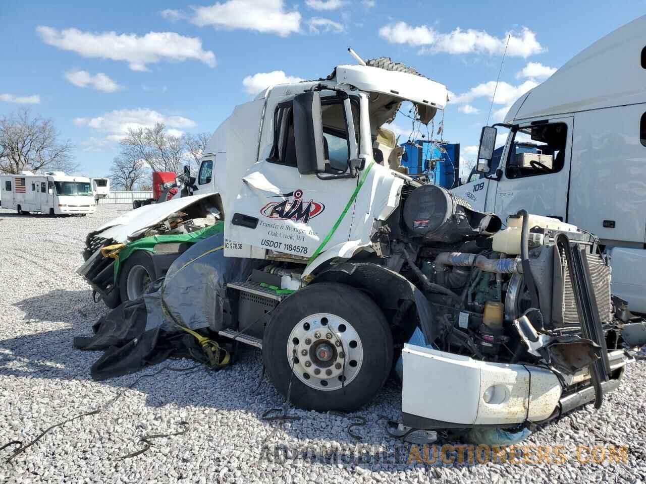 4V4WC9EG2LN247897 VOLVO All Models 2020