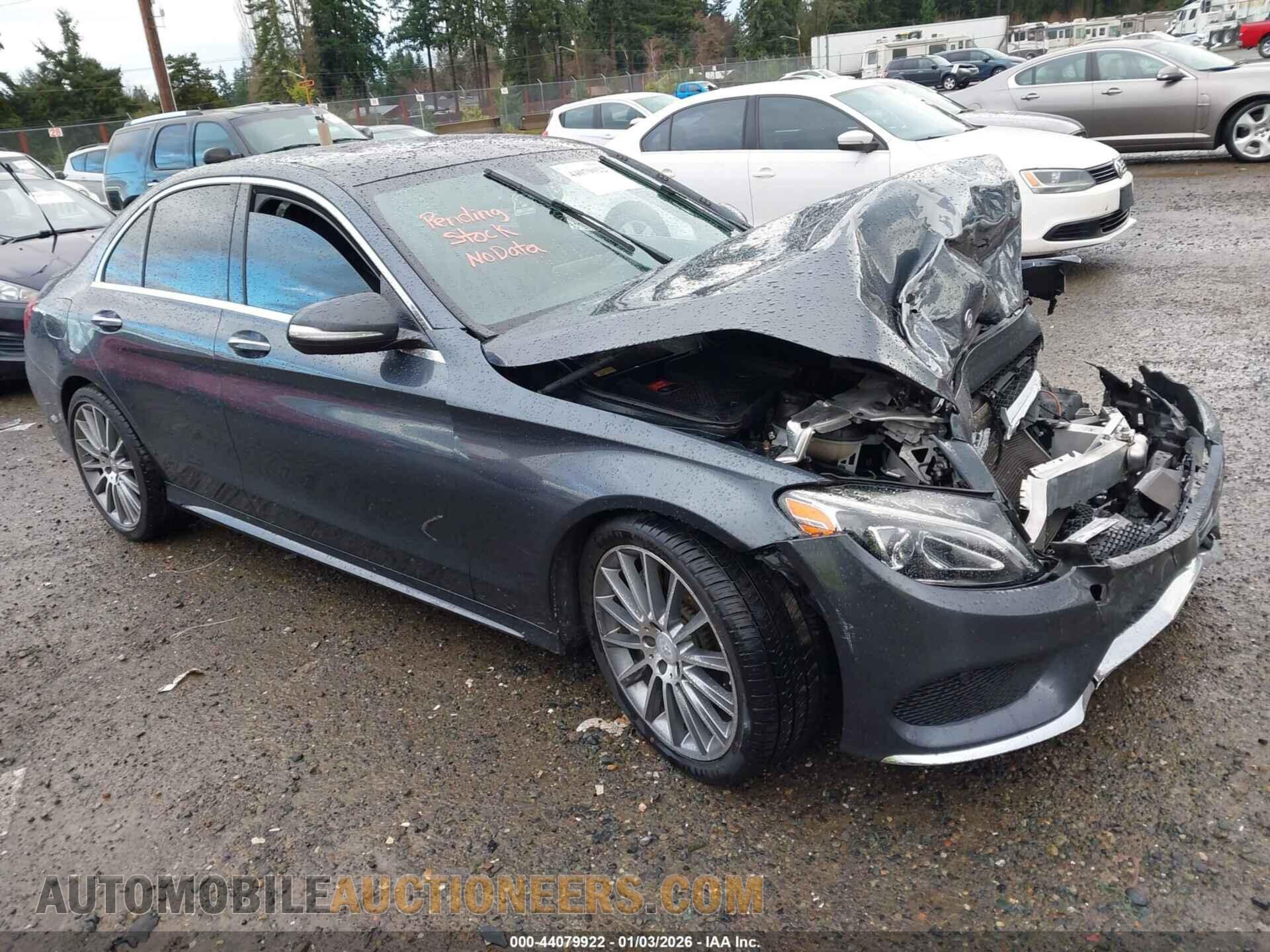 55SWF4JB5FU077424 MERCEDES-BENZ C 300 2015