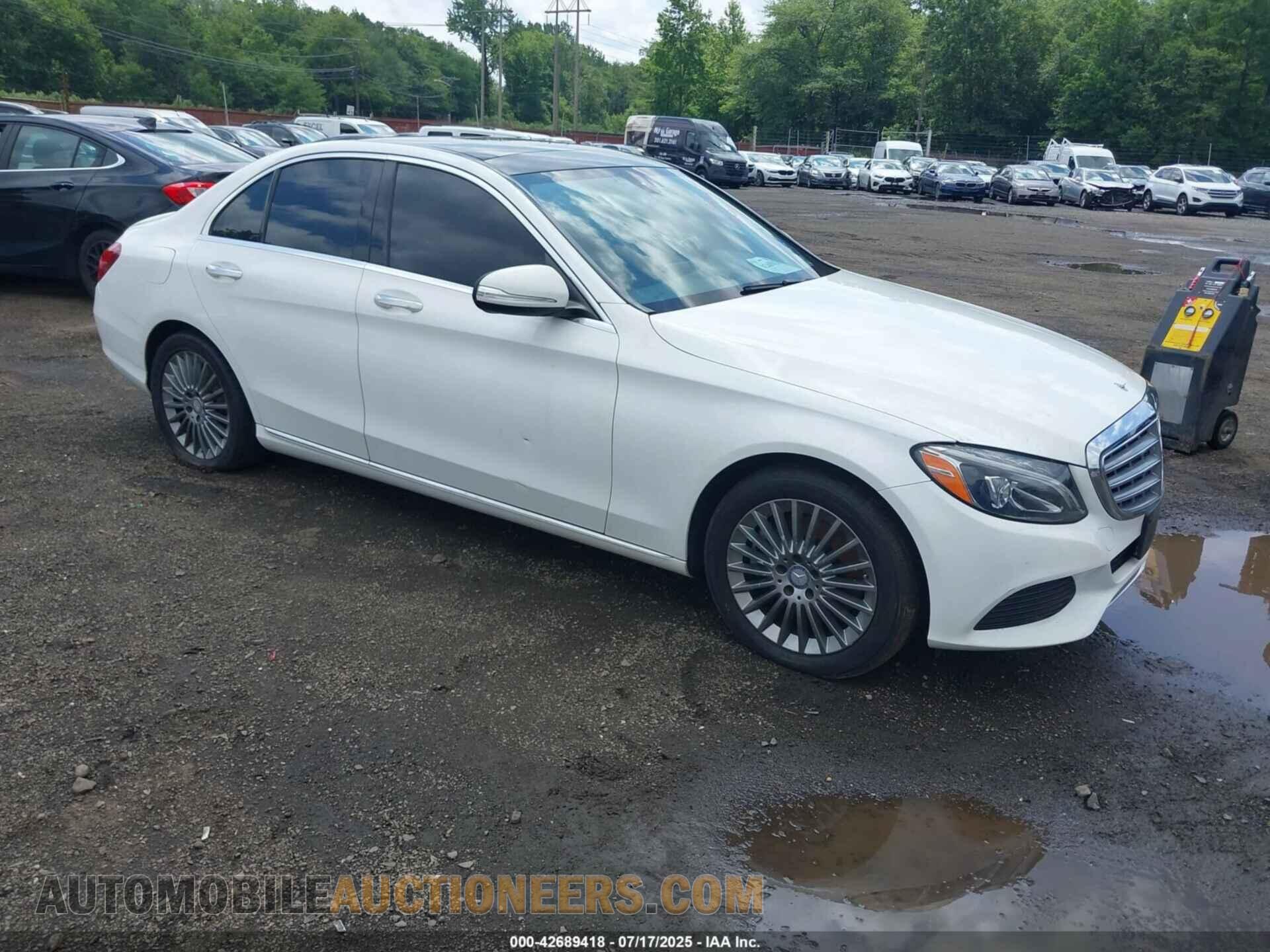 55SWF4KB1FU031801 MERCEDES-BENZ C 300 2015