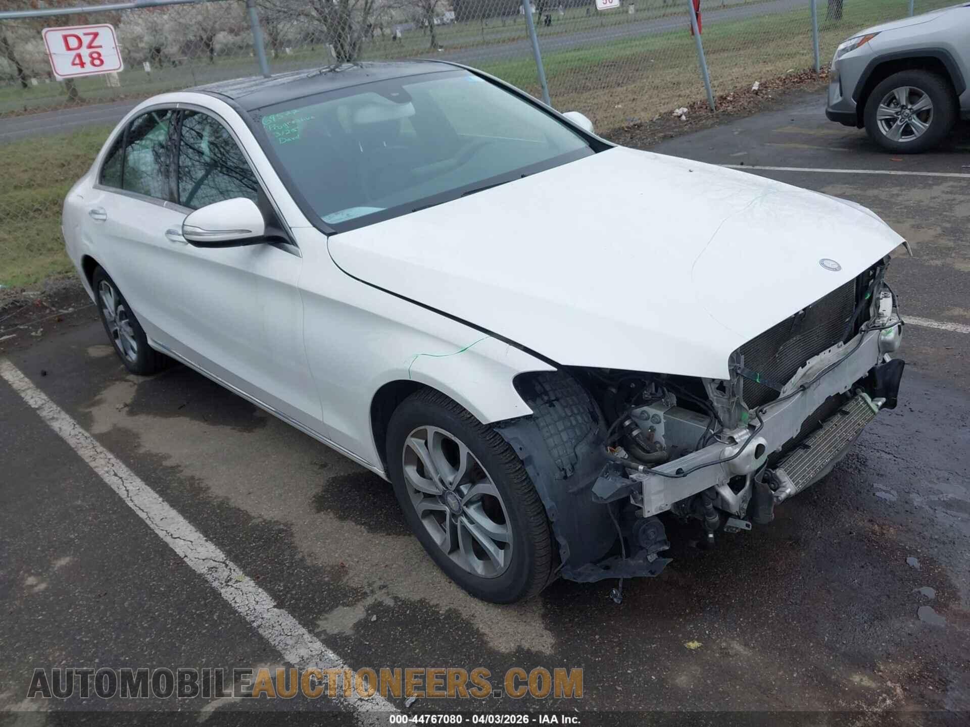 55SWF4KB5FU010675 MERCEDES-BENZ C 300 2015