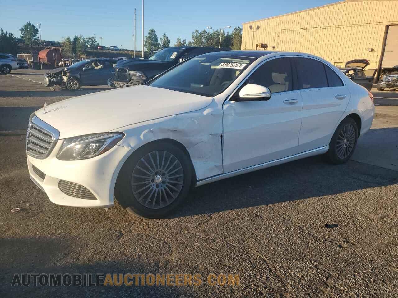 55SWF4KB5FU032580 MERCEDES-BENZ C-CLASS 2015