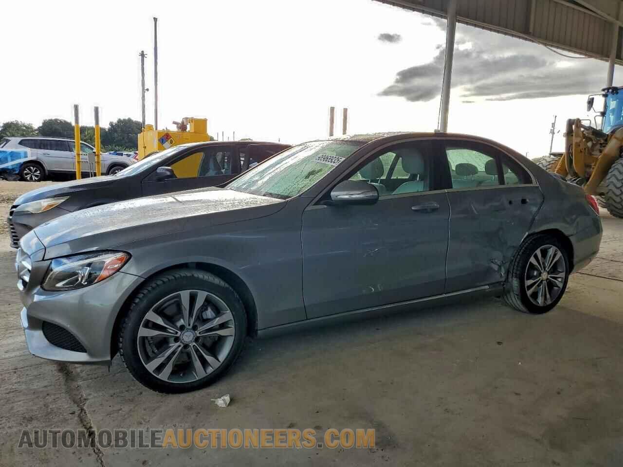 55SWF4KB6FU040672 MERCEDES-BENZ C-CLASS 2015