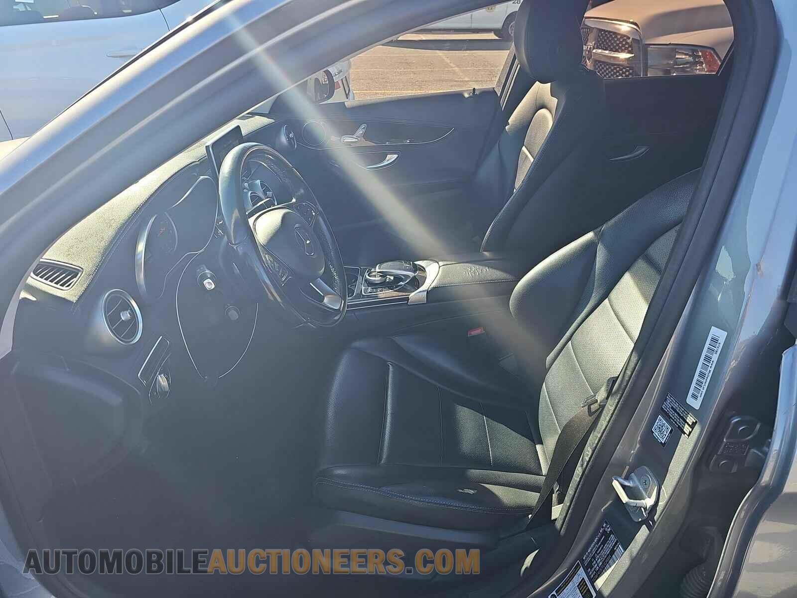 55SWF4KB7FU034864 Mercedes-Benz C 3 2015