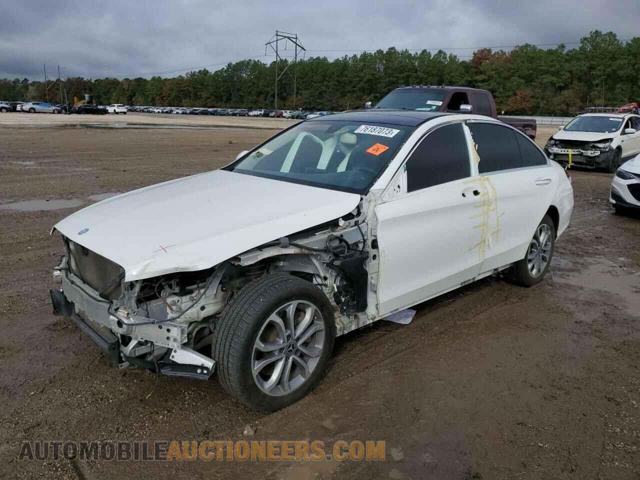 55SWF4KB7HU218236 MERCEDES-BENZ C-CLASS 2017