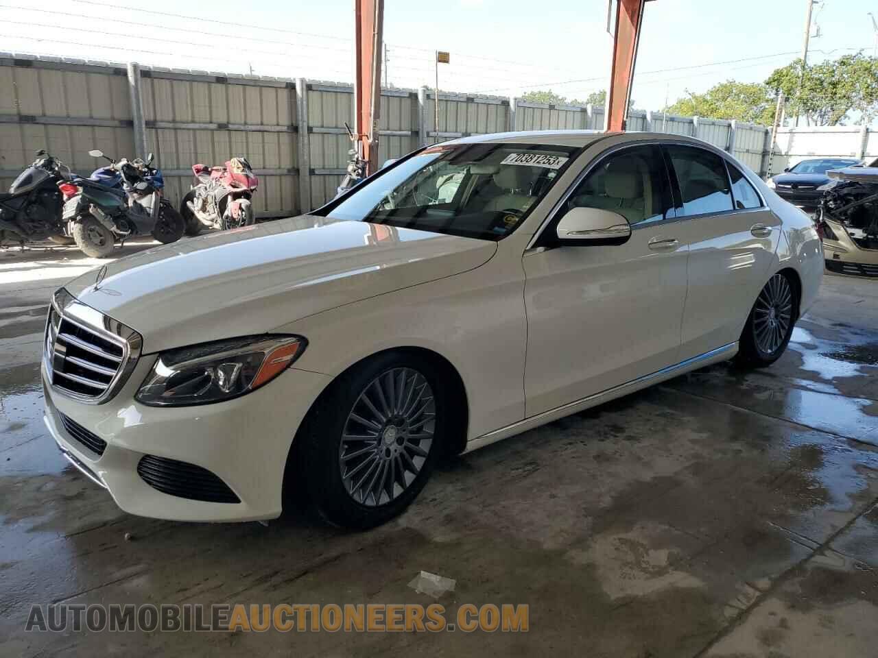 55SWF4KB8FU021556 MERCEDES-BENZ C-CLASS 2015