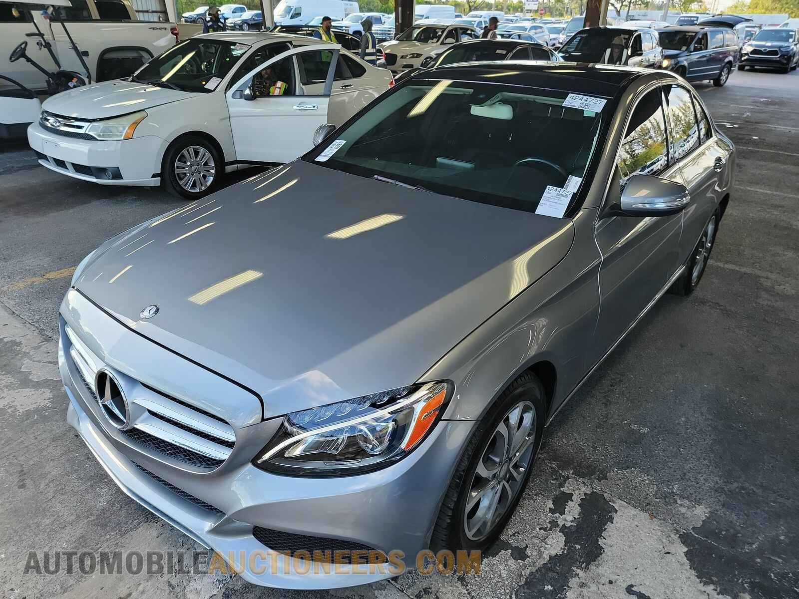 55SWF4KB8FU024571 Mercedes-Benz C 3 2015