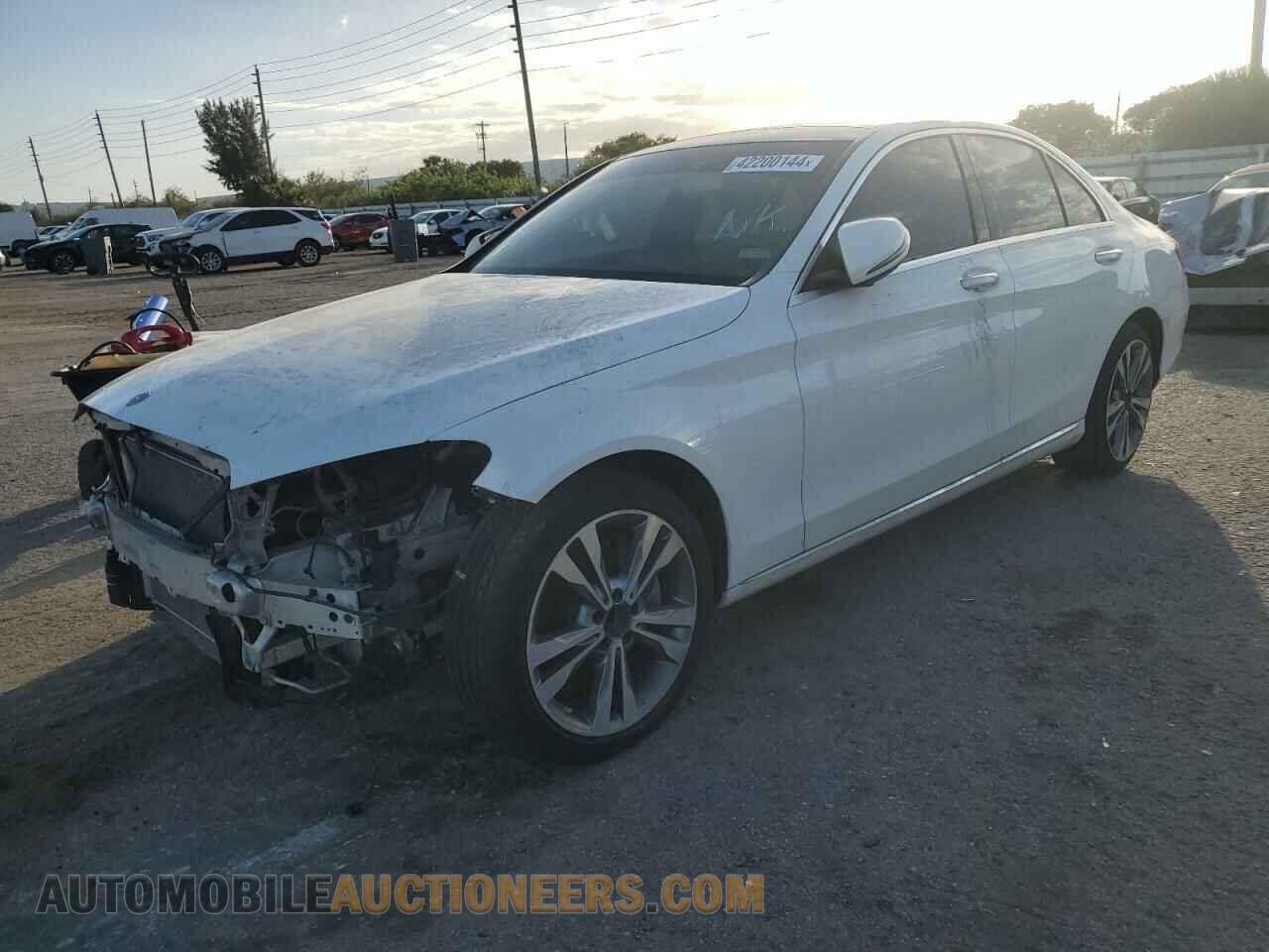 55SWF4KB8GU166713 MERCEDES-BENZ C-CLASS 2016