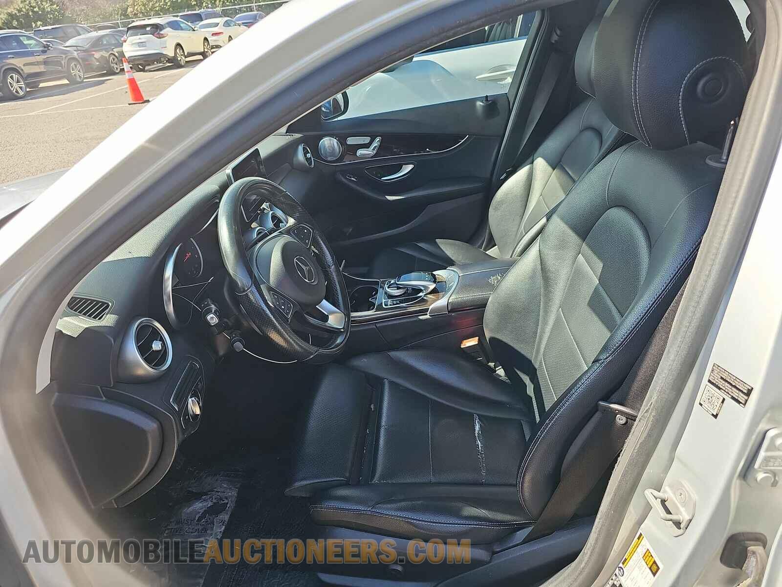 55SWF4KB9FU009125 Mercedes-Benz C 3 2015