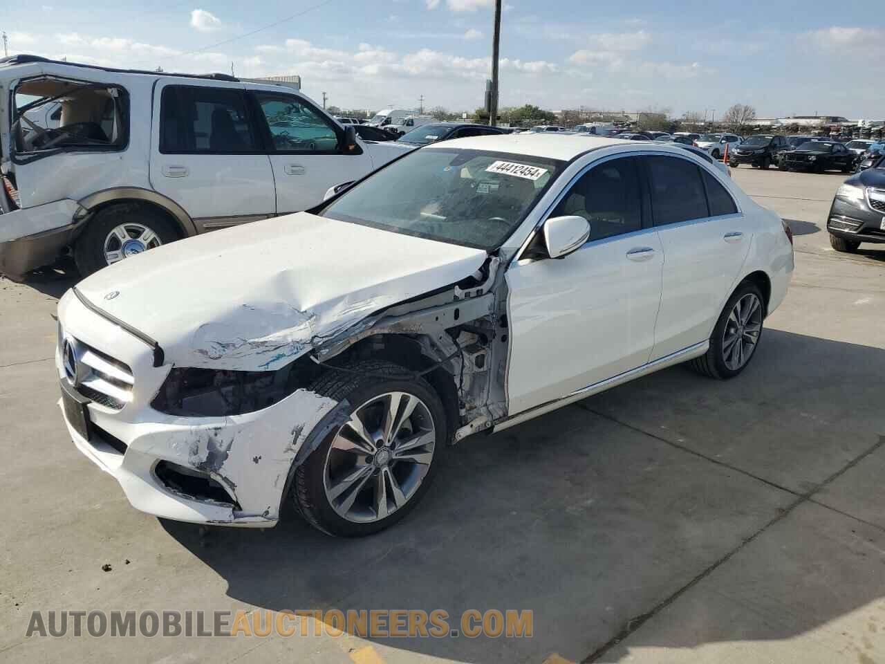 55SWF4KB9FU035899 MERCEDES-BENZ C-CLASS 2015