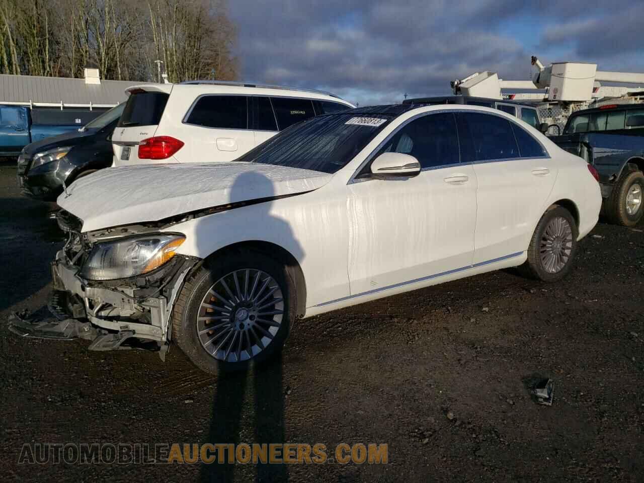 55SWF4KB9GU125961 MERCEDES-BENZ C-CLASS 2016