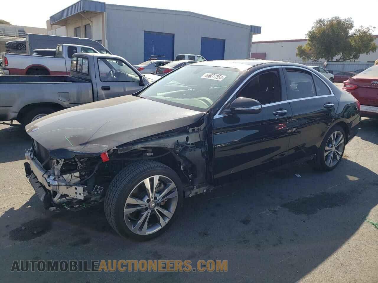 55SWF4KBXFU003074 MERCEDES-BENZ C-CLASS 2015
