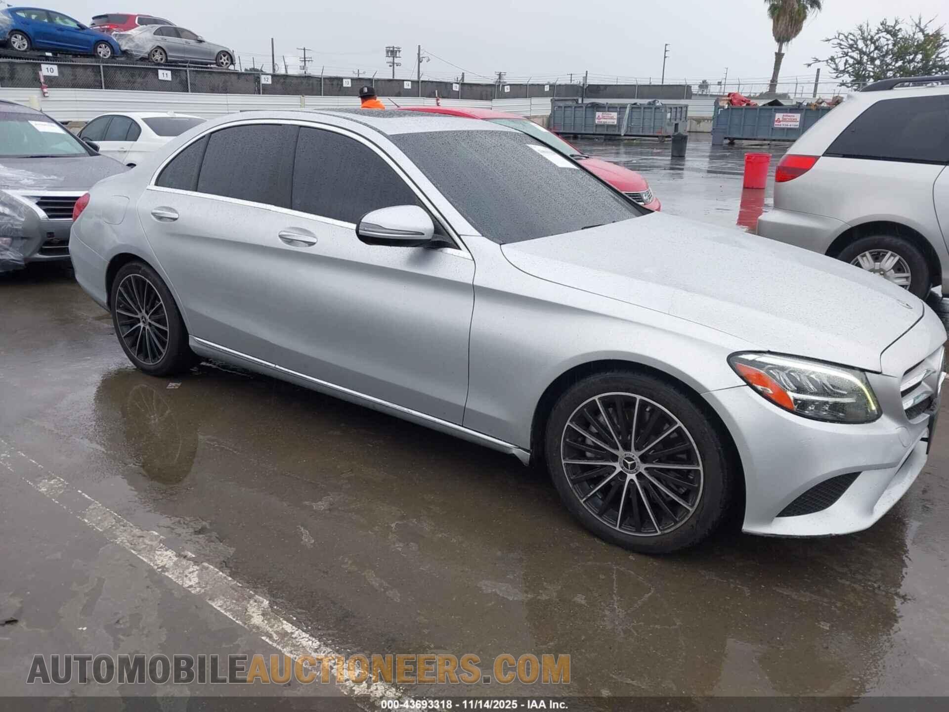 55SWF8DB5LU328800 MERCEDES-BENZ C 300 2020