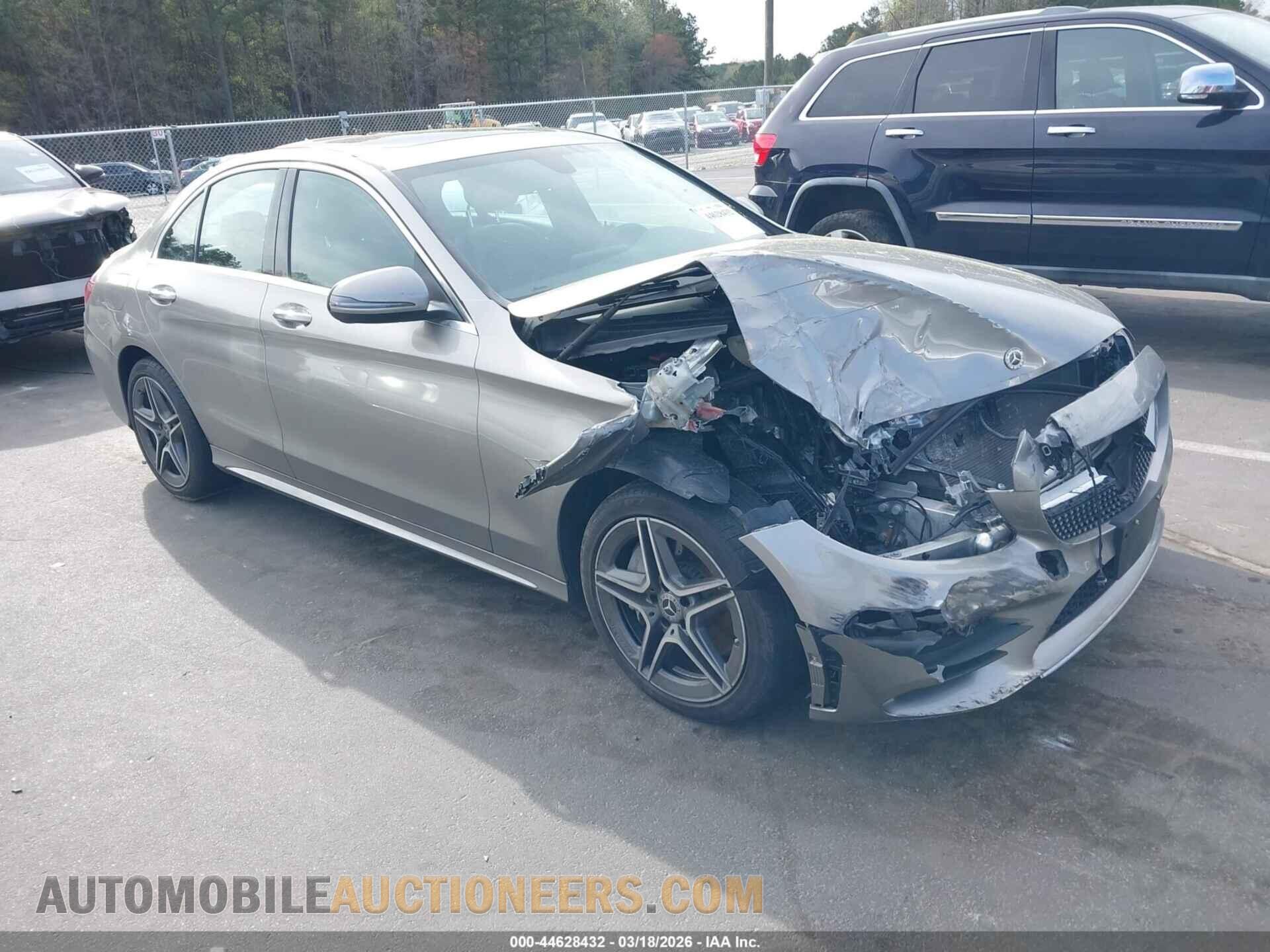 55SWF8EB1LU326413 MERCEDES-BENZ C 300 2020