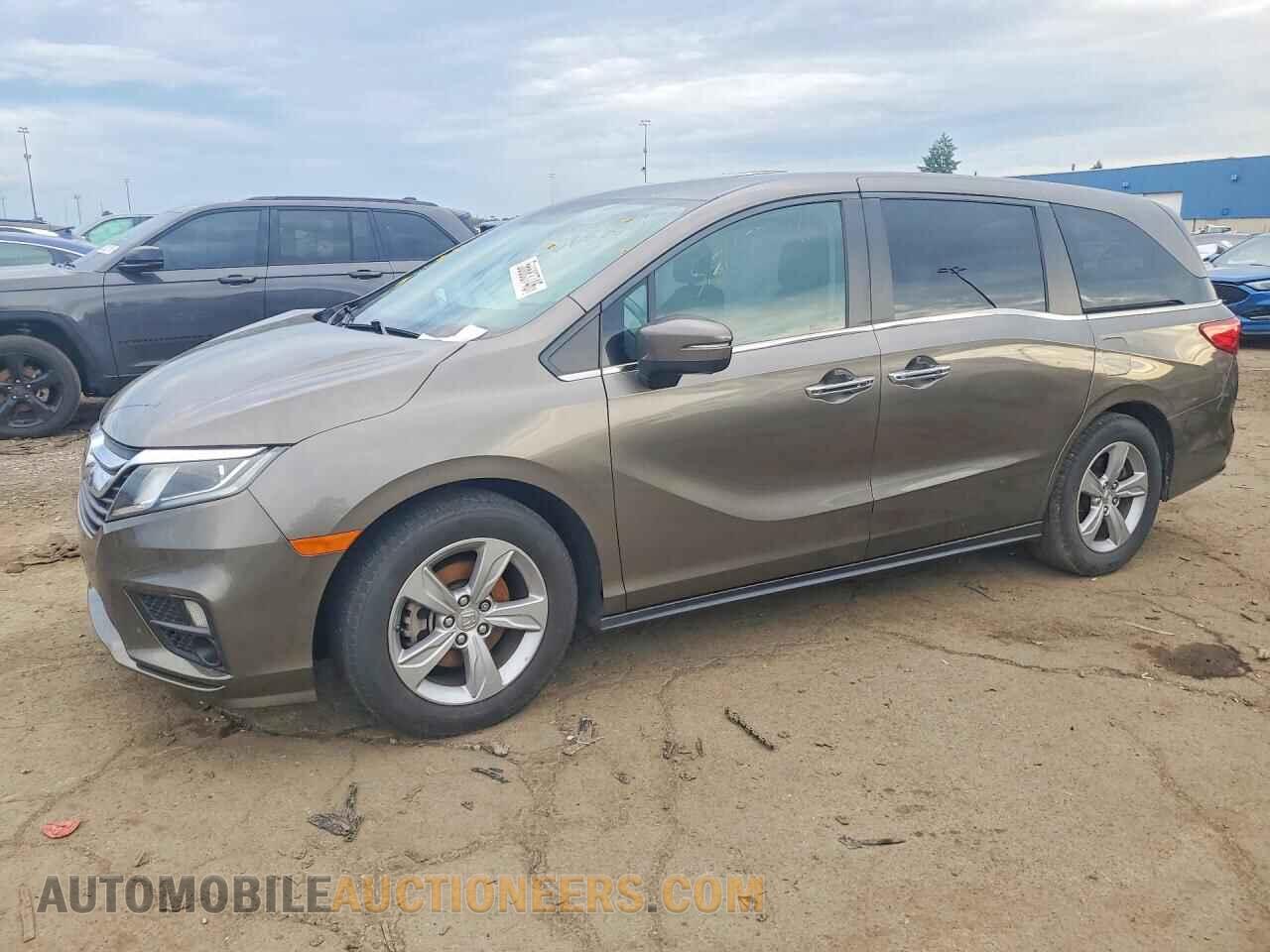 5FNRL6H72JB044796 HONDA ODYSSEY 2018