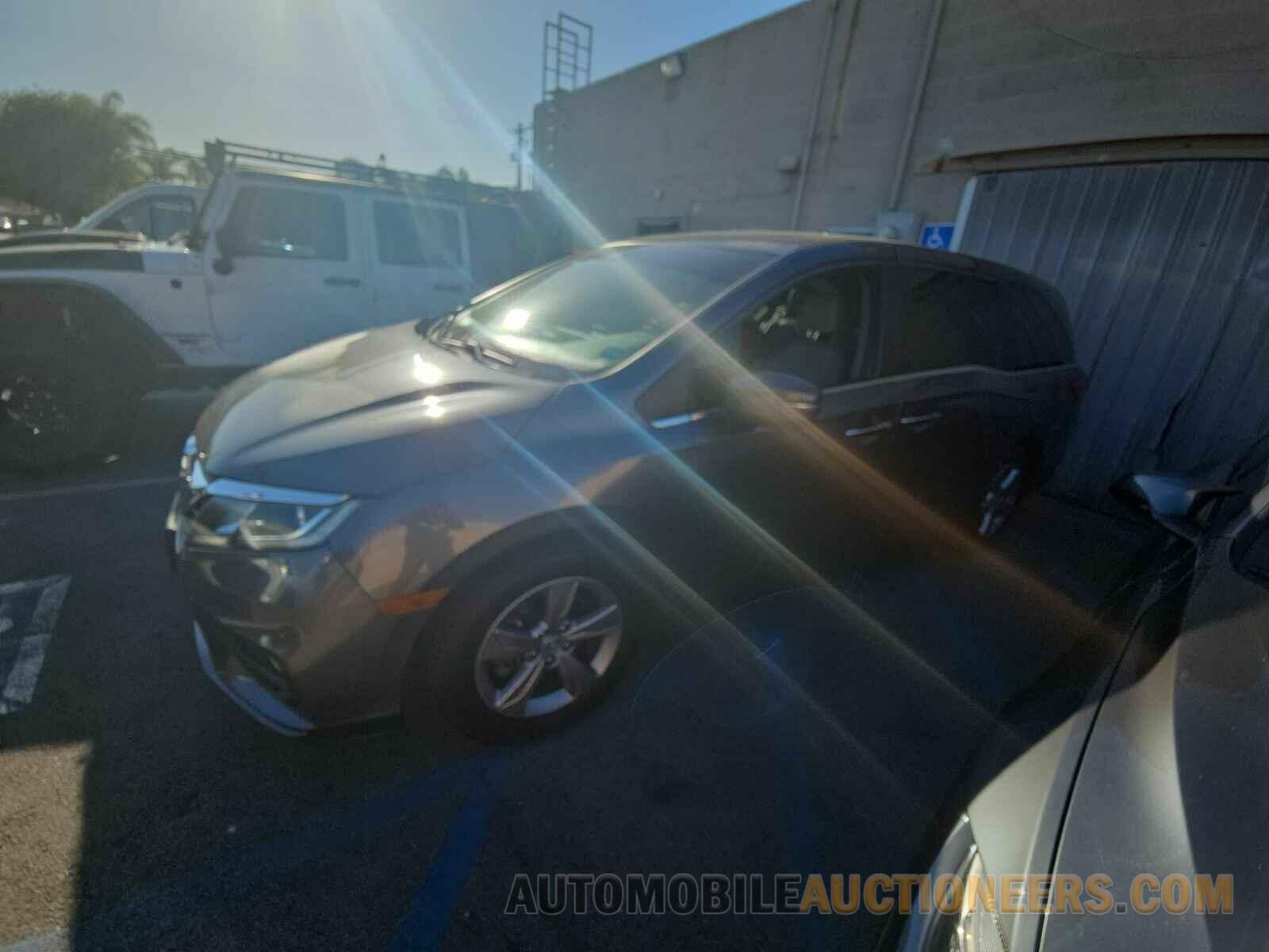 5FNRL6H76JB067708 Honda Odyssey 2018
