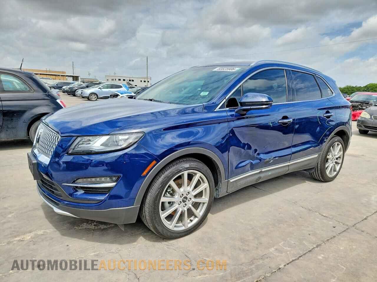 5LMCJ3C97KUL17607 LINCOLN MKC 2019