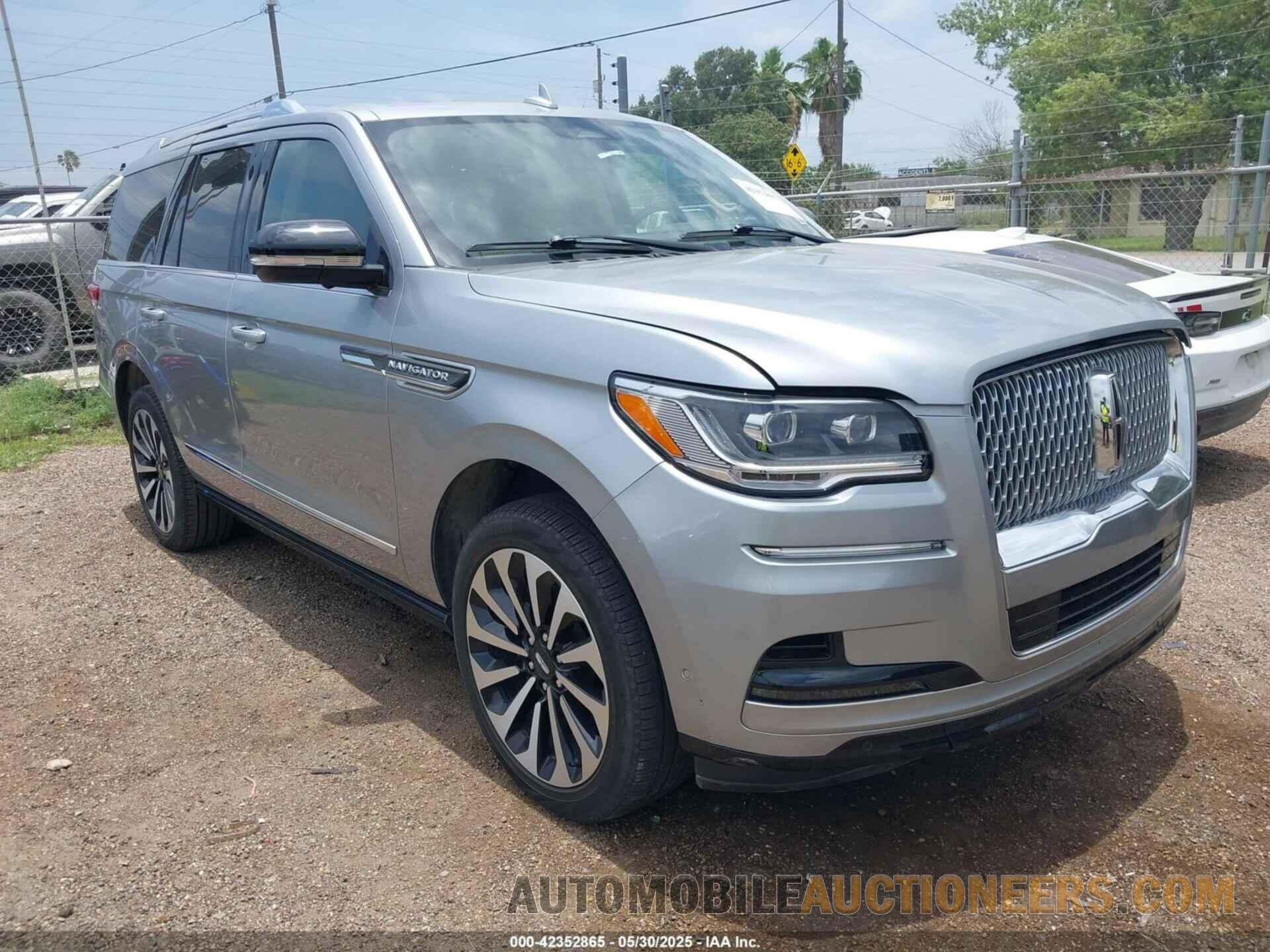 5LMJJ2KG8PEL05663 LINCOLN NAVIGATOR 2023
