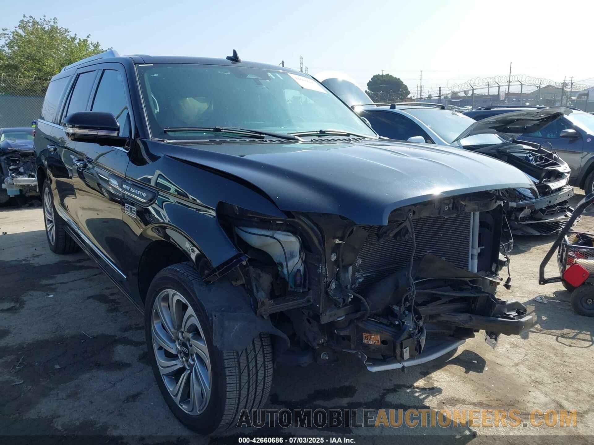 5LMJJ3MG1PEL07936 LINCOLN NAVIGATOR 2023