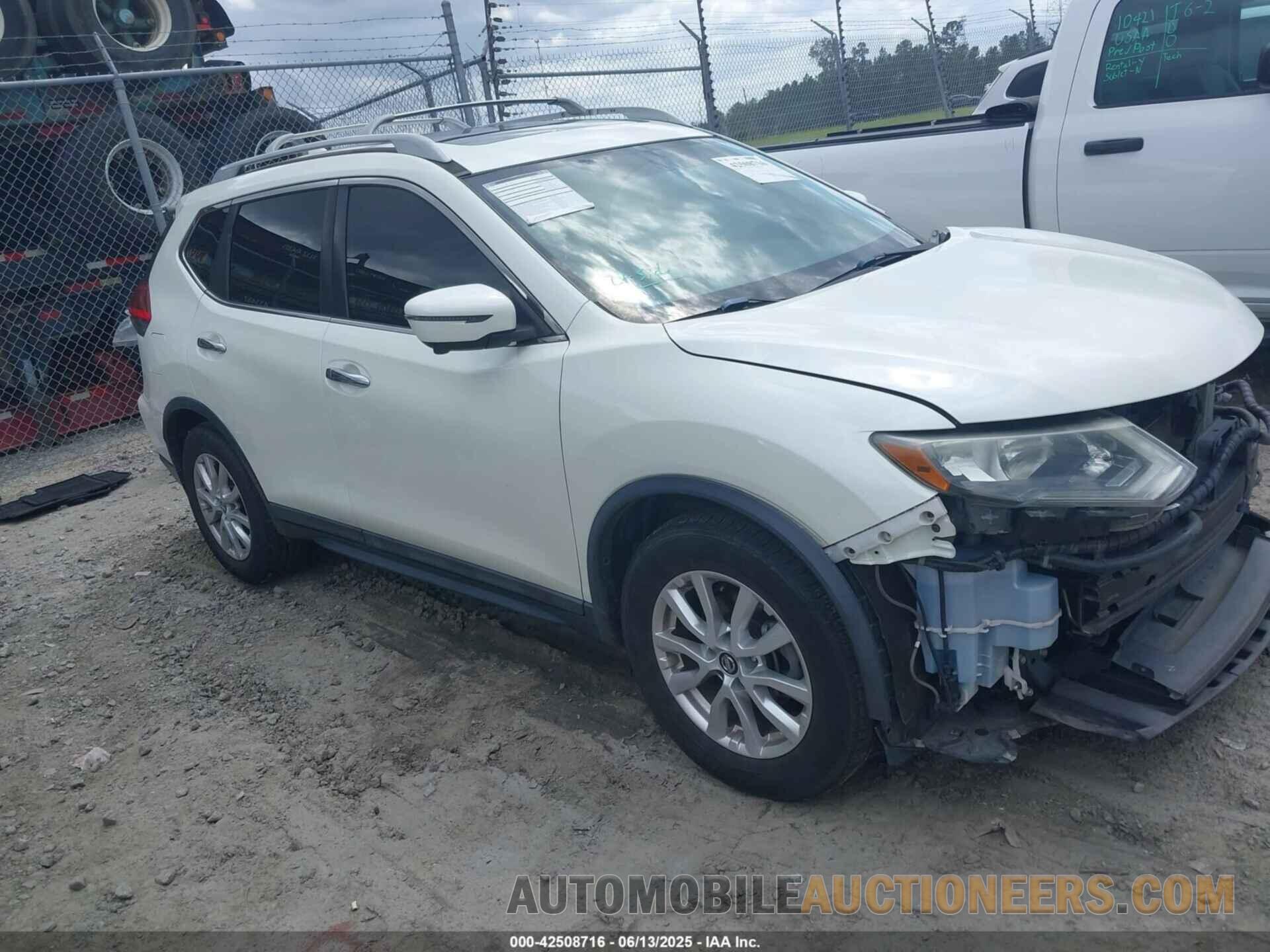 5N1AT2MT2HC795280 NISSAN ROGUE 2017