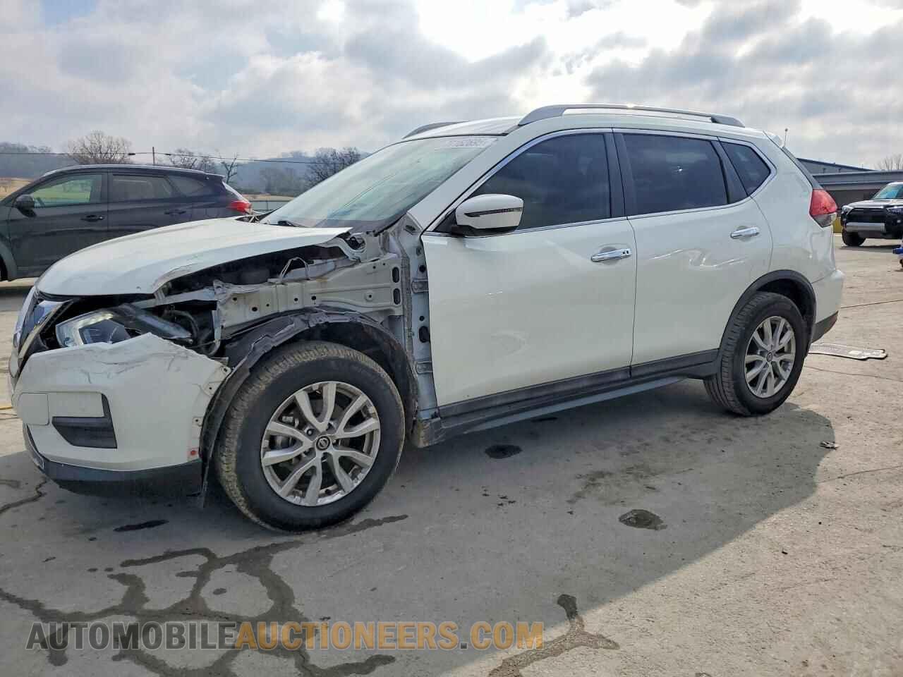 5N1AT2MT7HC886772 NISSAN ROGUE 2017