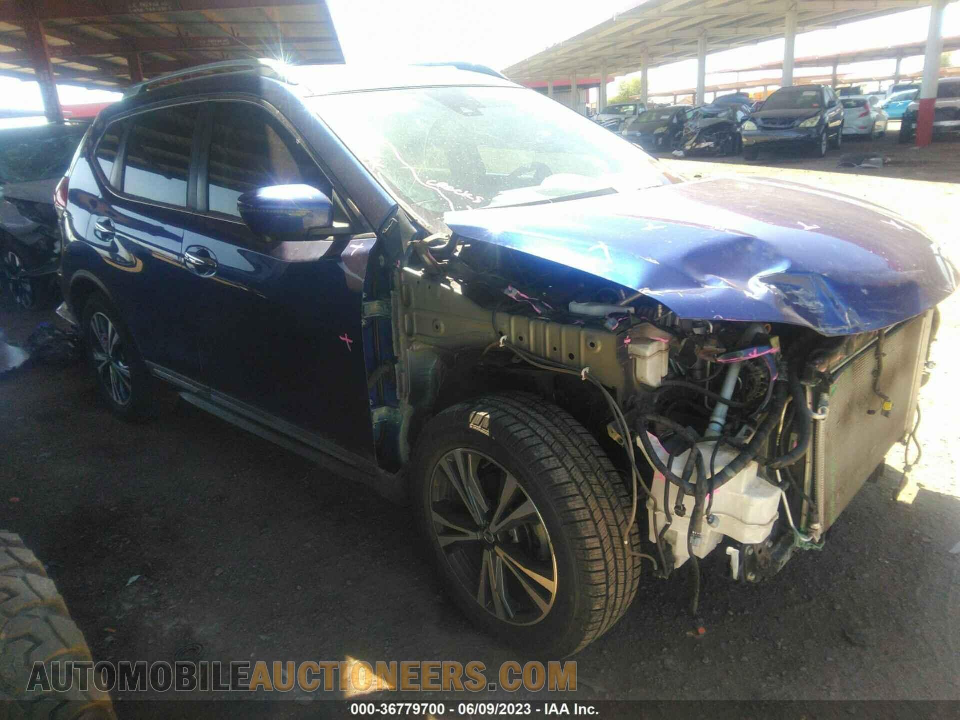 5N1AT2MT7JC802407 NISSAN ROGUE 2018