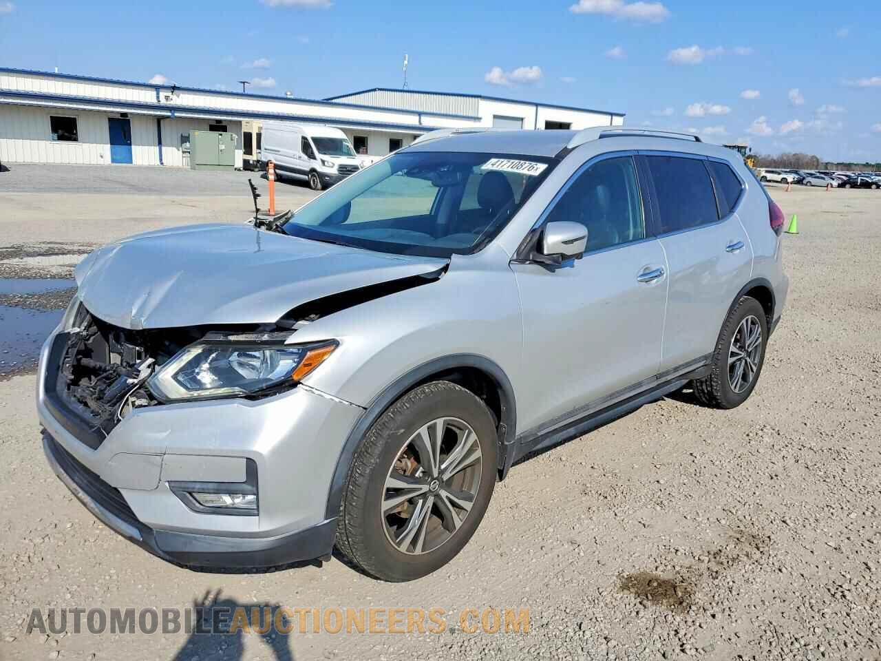 5N1AT2MT7JC843992 NISSAN ROGUE 2018