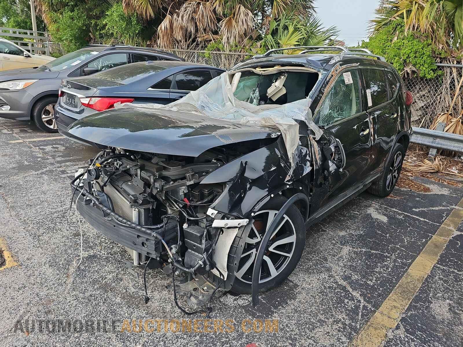 5N1AT2MT7LC701841 Nissan Rogue 2020