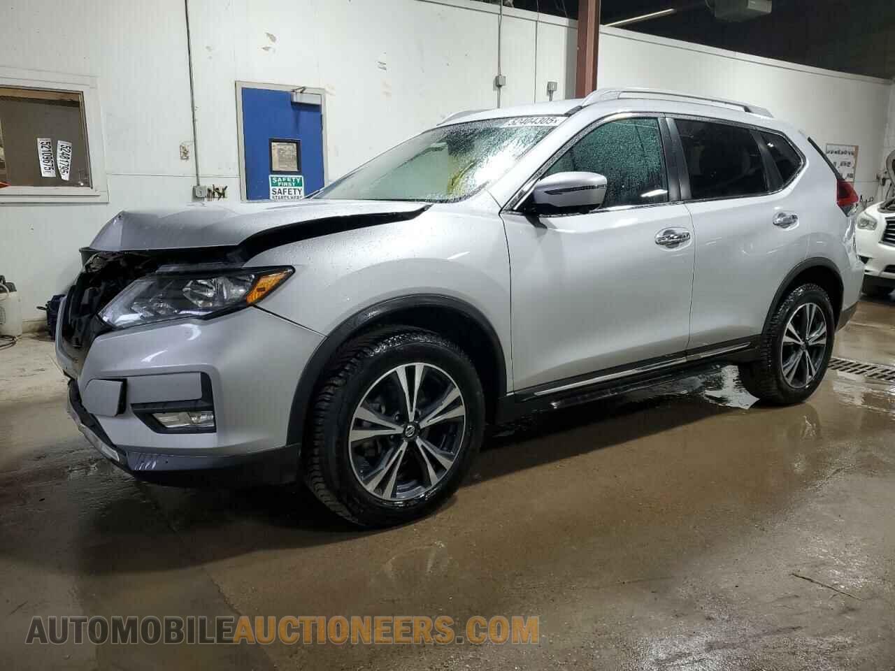5N1AT2MV8JC802403 NISSAN ROGUE 2018