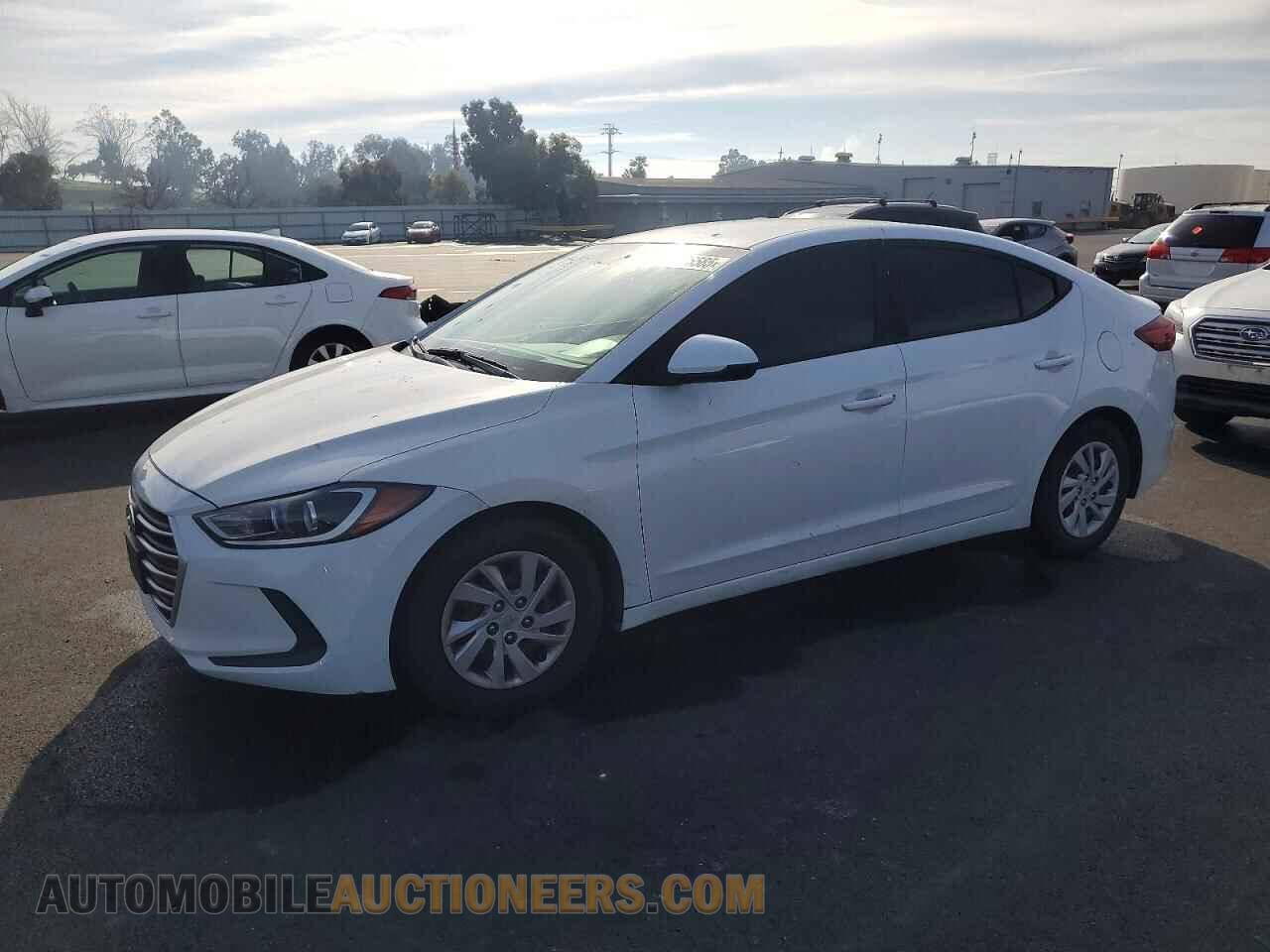 5NPD74LF3JH347329 HYUNDAI ELANTRA 2018