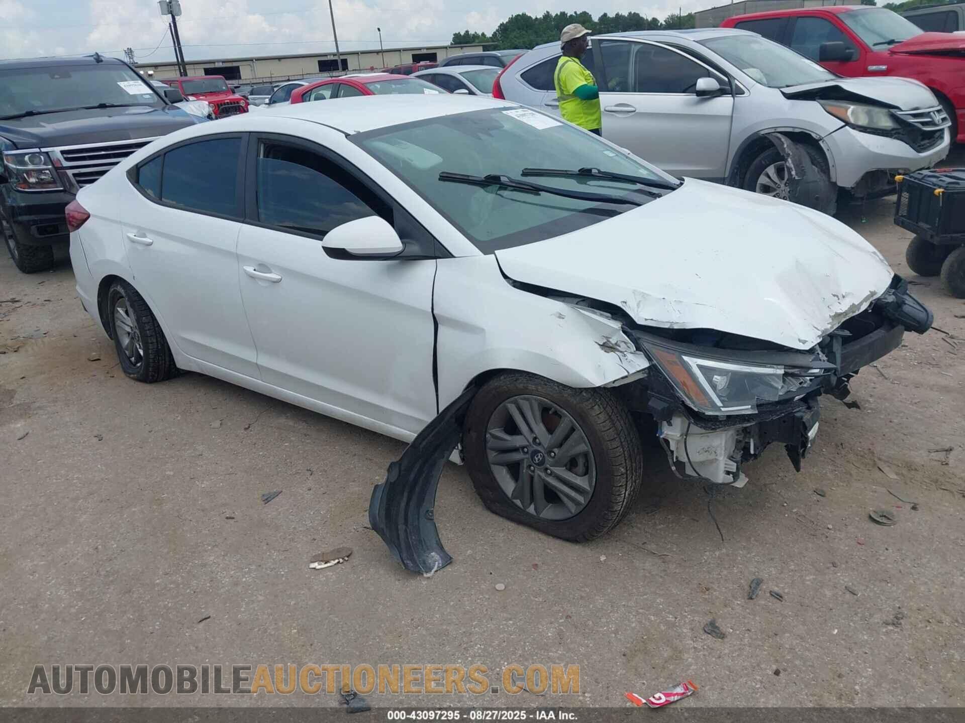 5NPD84LF6LH571002 HYUNDAI ELANTRA 2020
