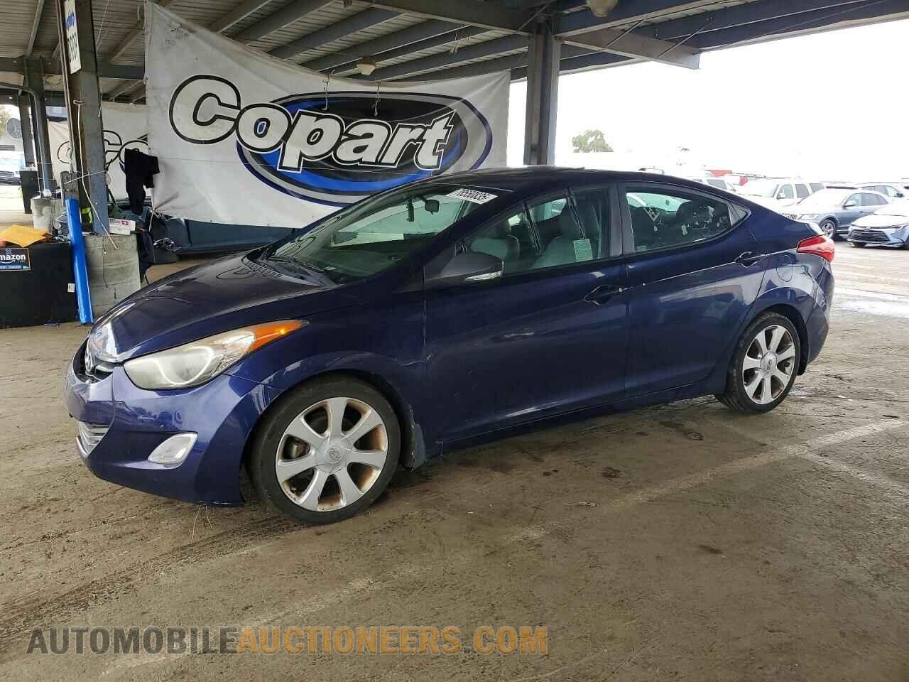 5NPDH4AE6DH428708 HYUNDAI ELANTRA 2013