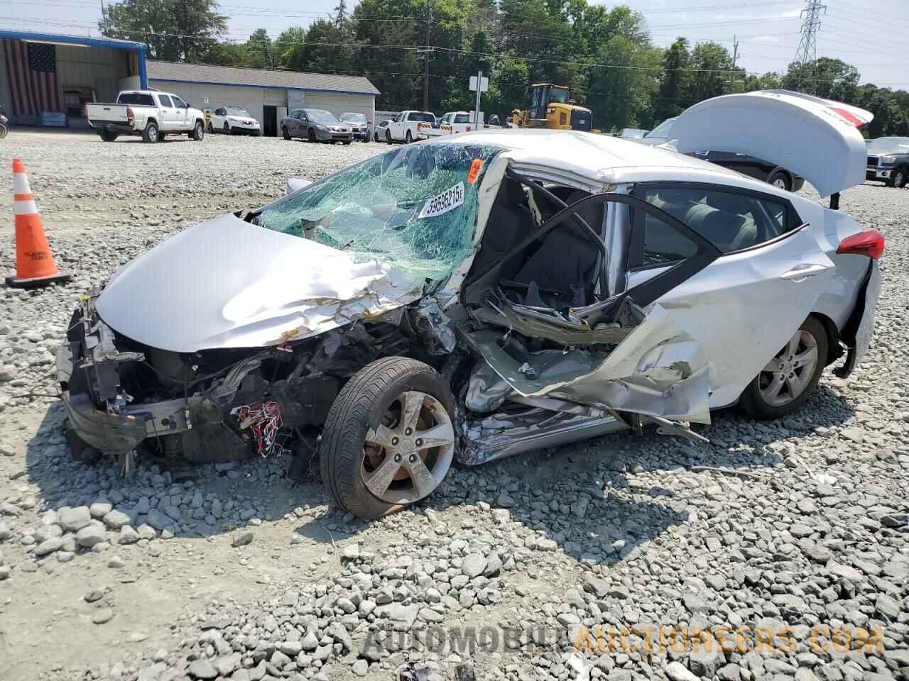 5NPDH4AE7DH289009 HYUNDAI ELANTRA 2013