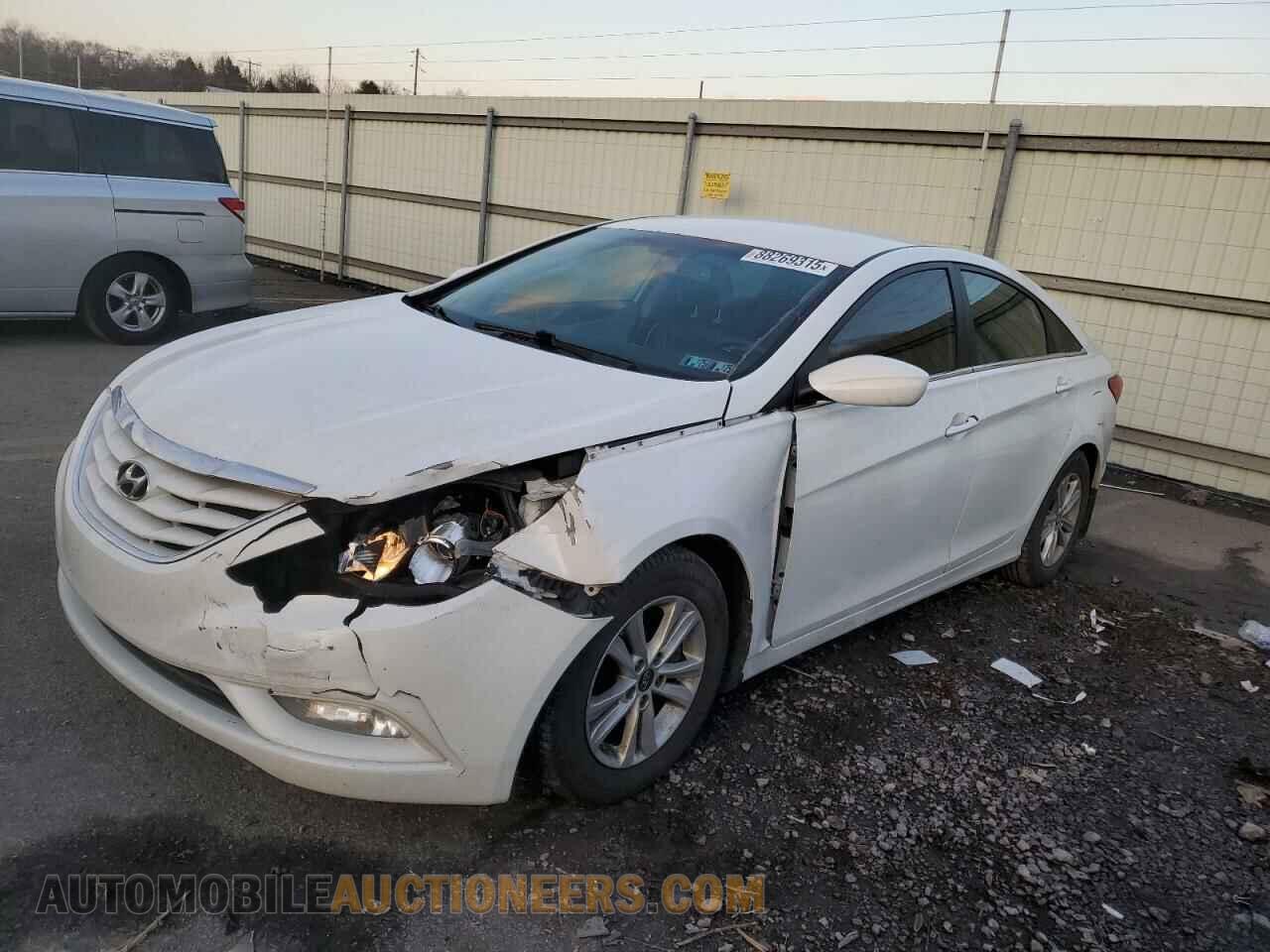 5NPEB4AC2DH744708 HYUNDAI SONATA 2013