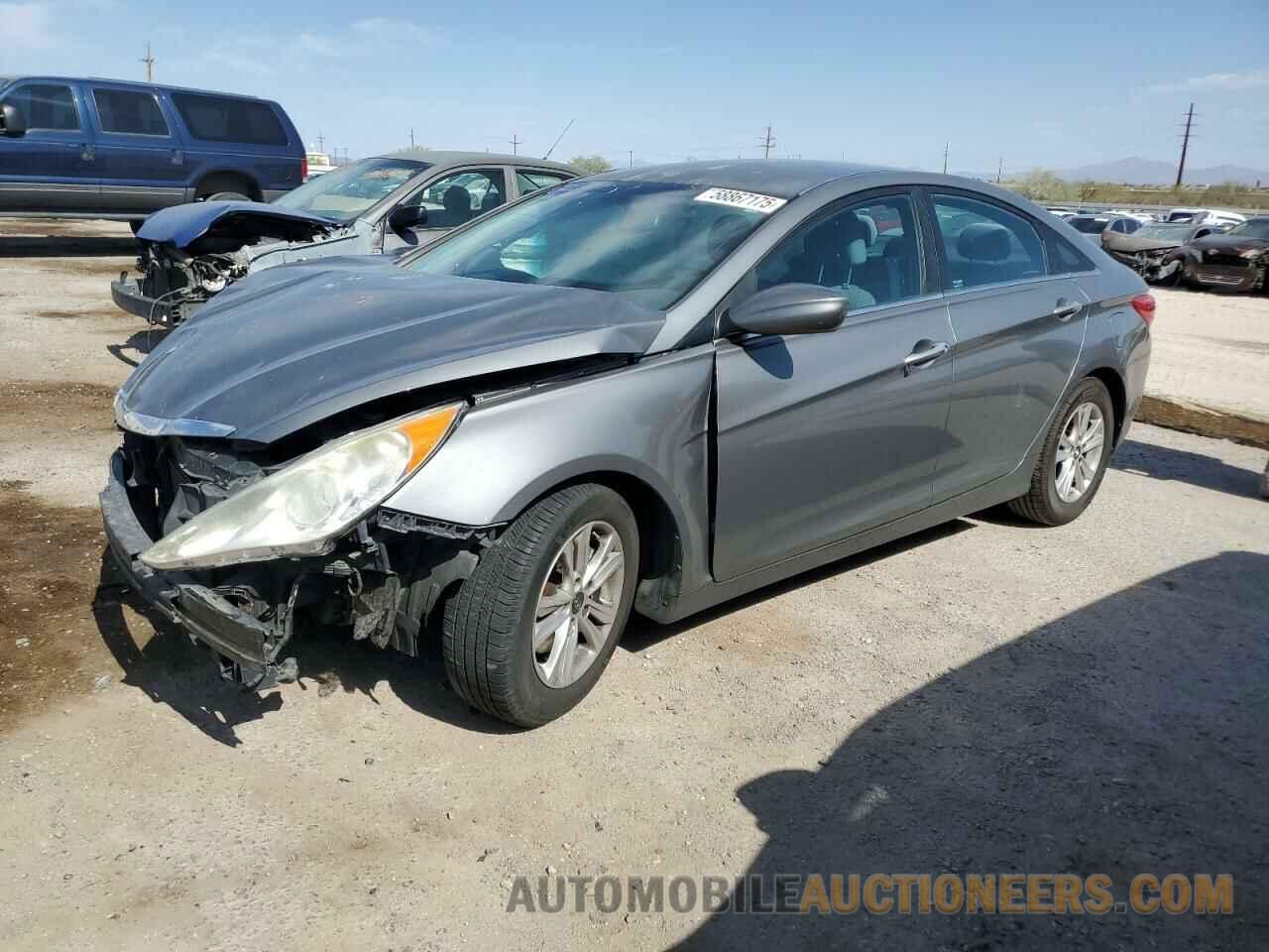 5NPEB4AC4DH758870 HYUNDAI SONATA 2013