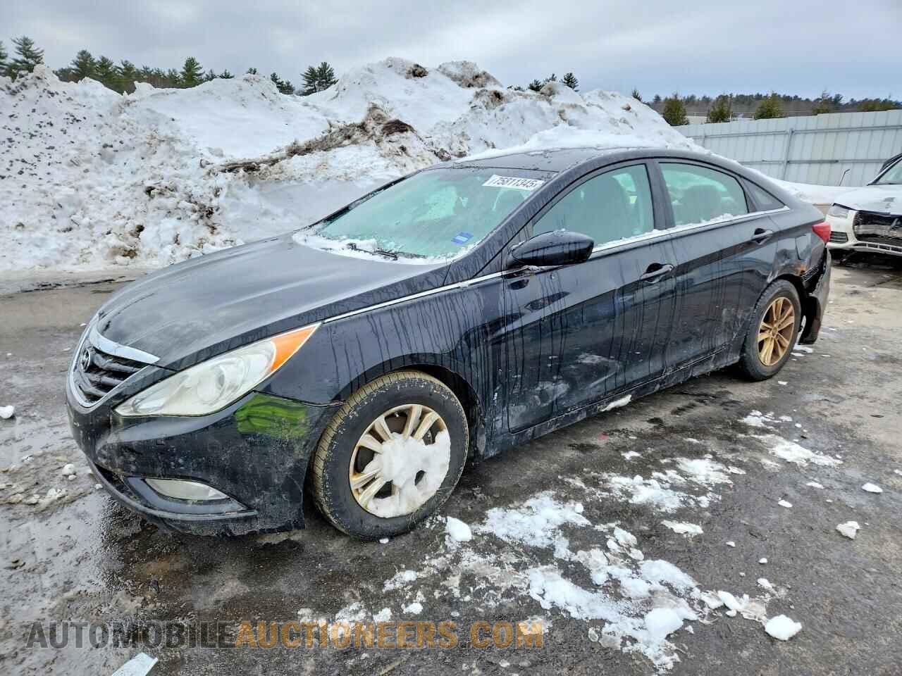 5NPEB4AC9DH637817 HYUNDAI SONATA 2013