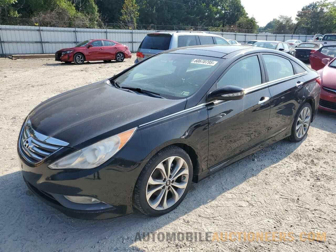 5NPEC4AB8EH841319 HYUNDAI SONATA 2014